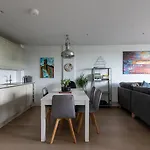 2 Bedroom | Attractions | Like アパート ブリストル