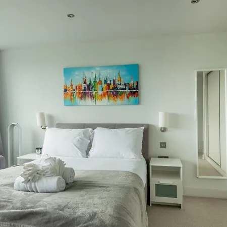 Apartment 2 Bedroom | Attractions | Like Bristol