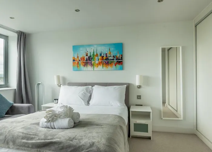 Apartment 2 Bedroom | Attractions | Like Bristol